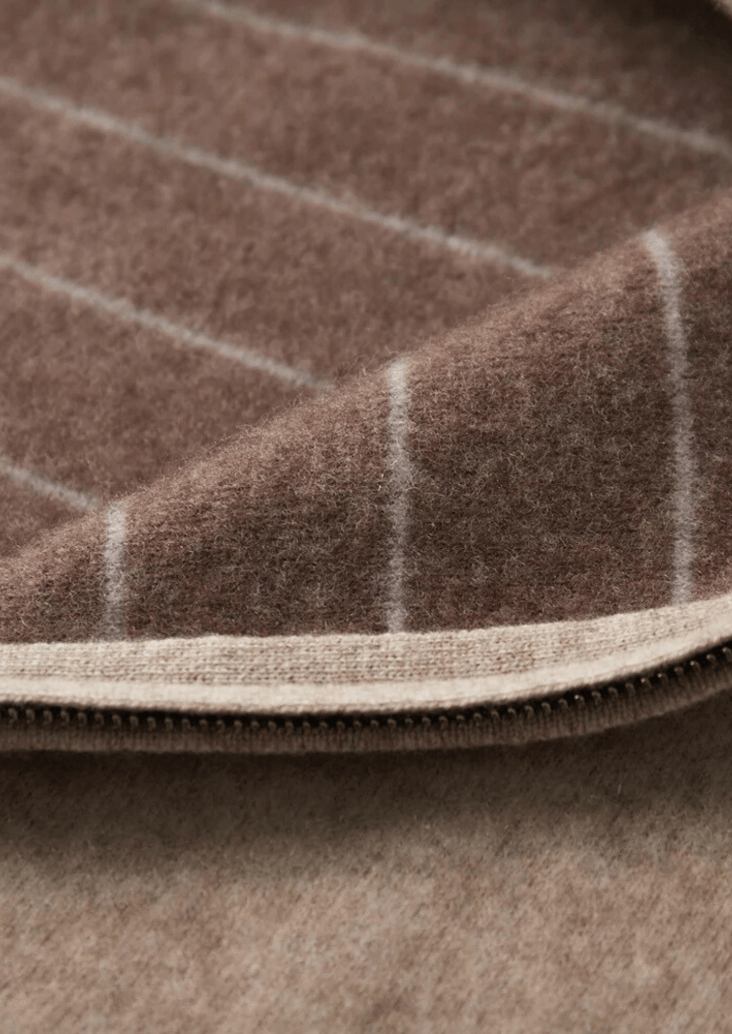 PREMIUM CASHMERE TWO TONE ZIP CARDIGAN - Derada