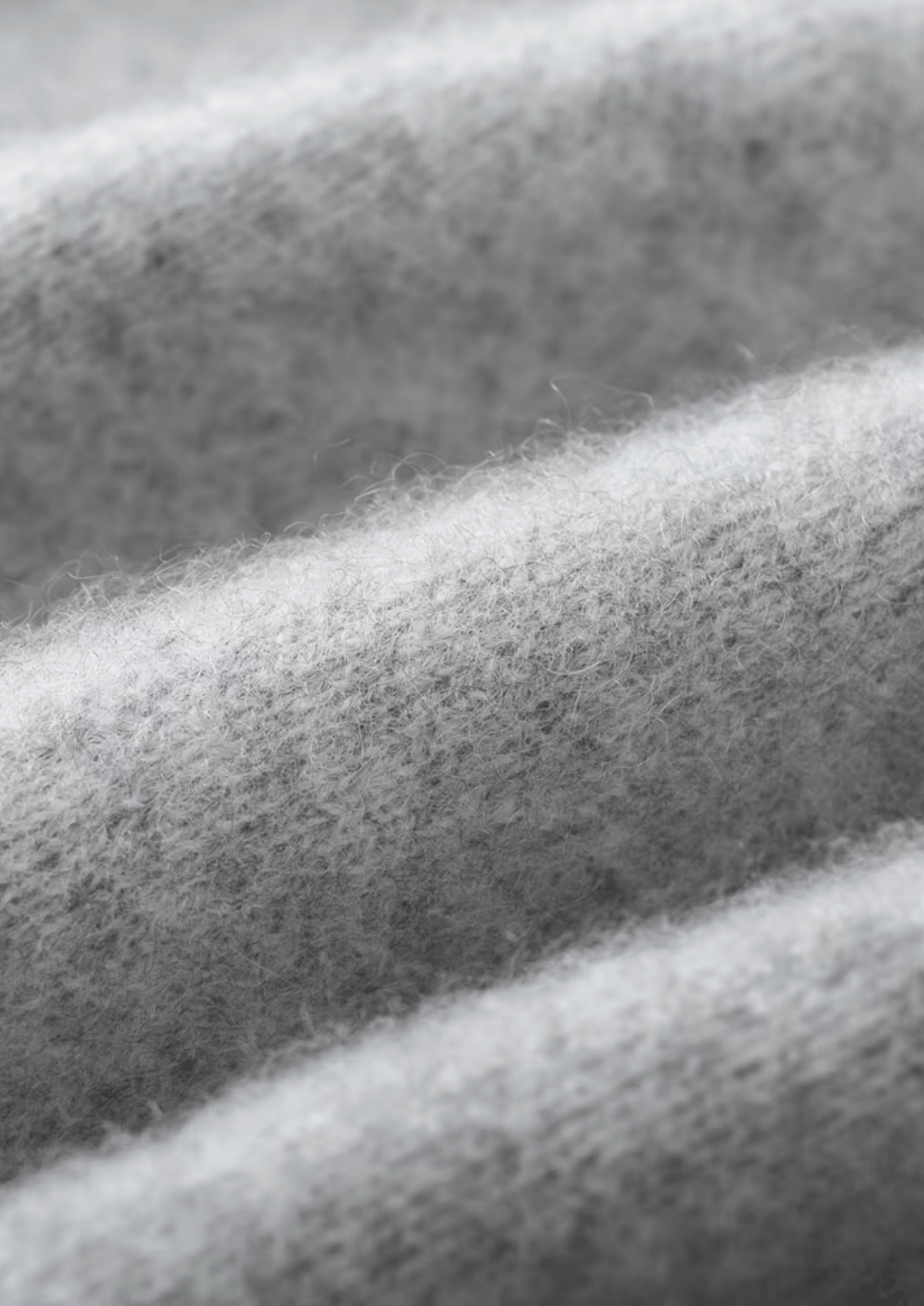 PURE EXTRA - FINE MERINO WOOL V - NECK CARDIGAN - Derada