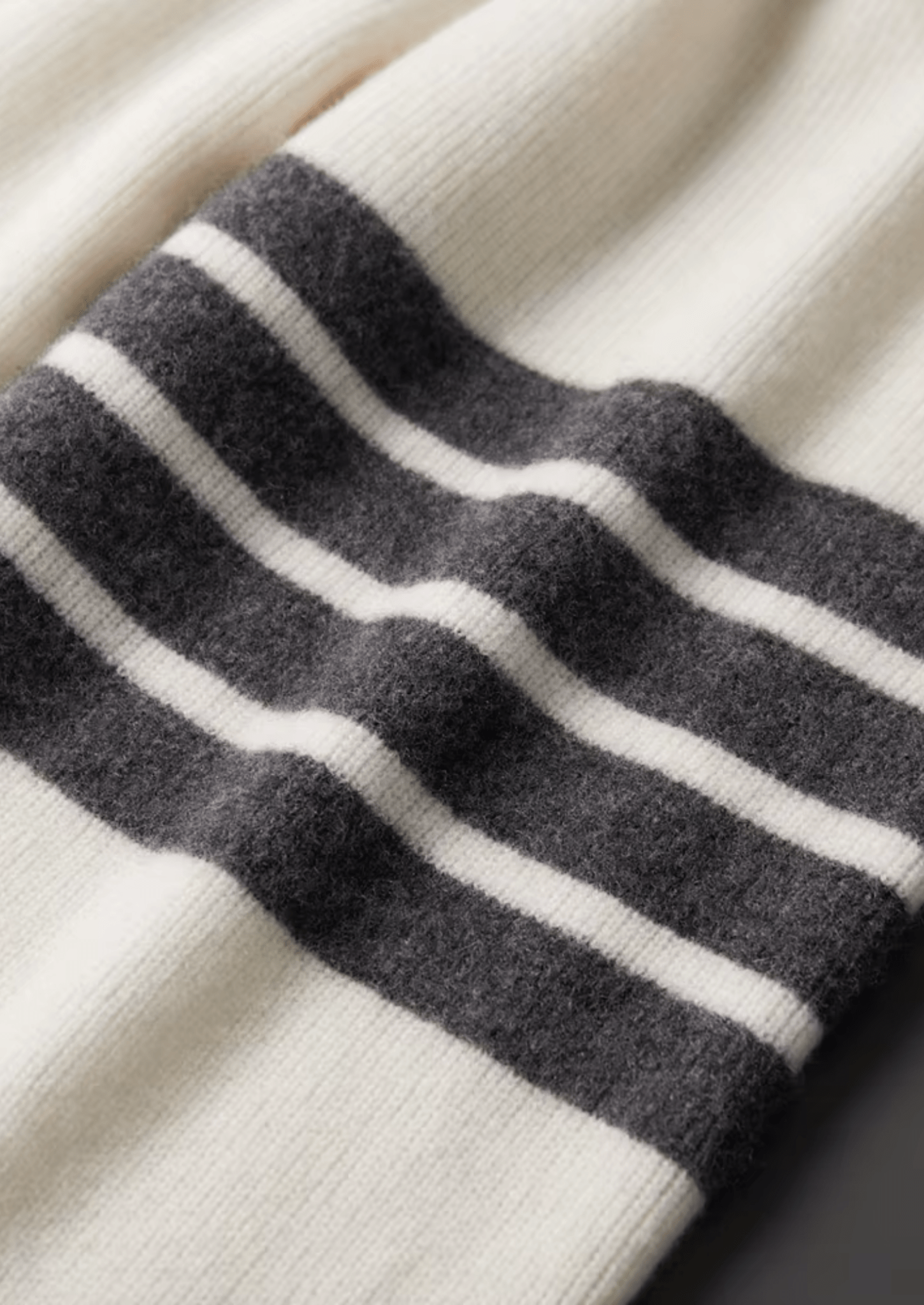 PURE EXTRA - FINE MERINO WOOL ALESSIO SET - Derada