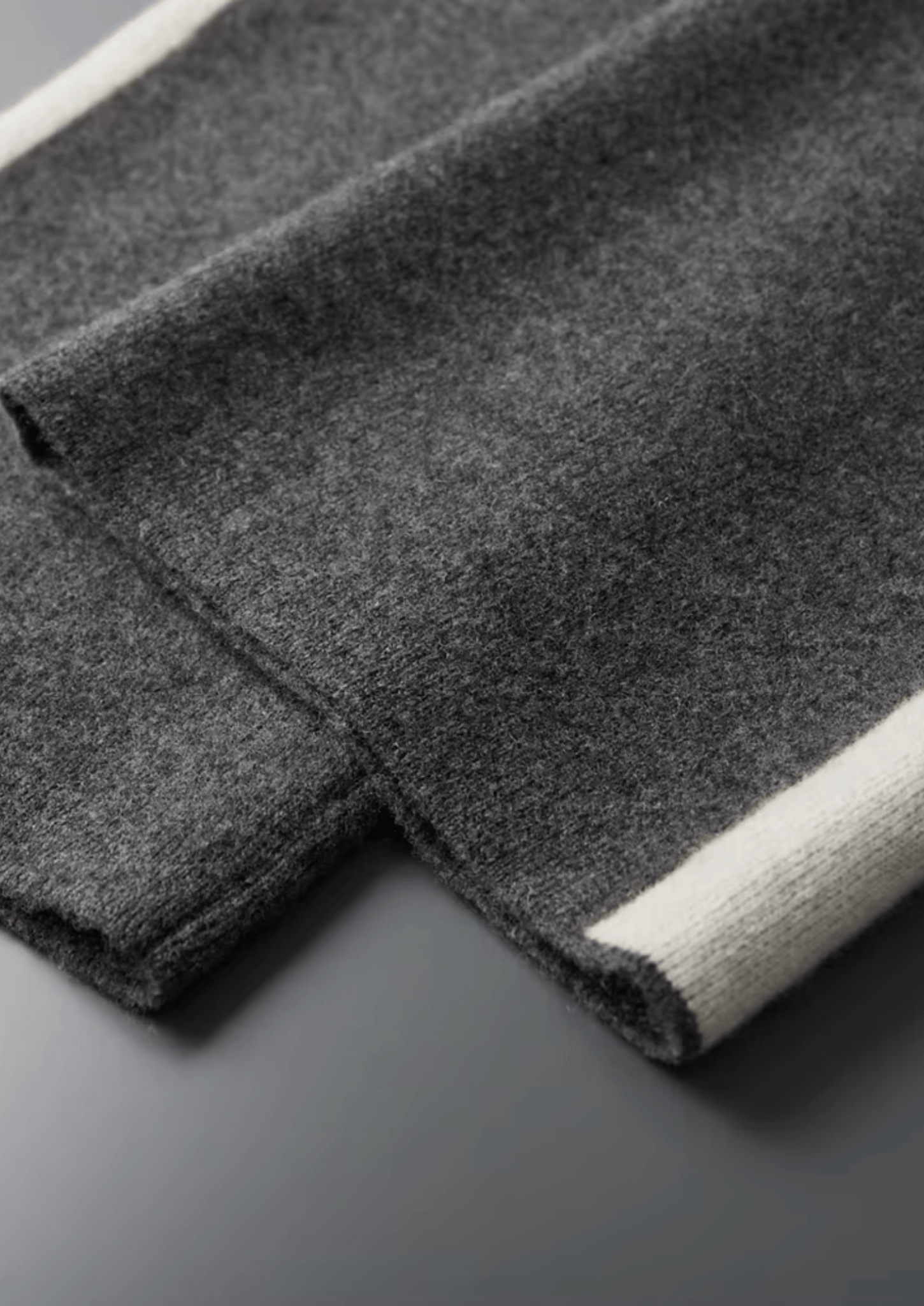 PURE EXTRA - FINE MERINO WOOL WIDE LEISURE TROUSERS - Derada